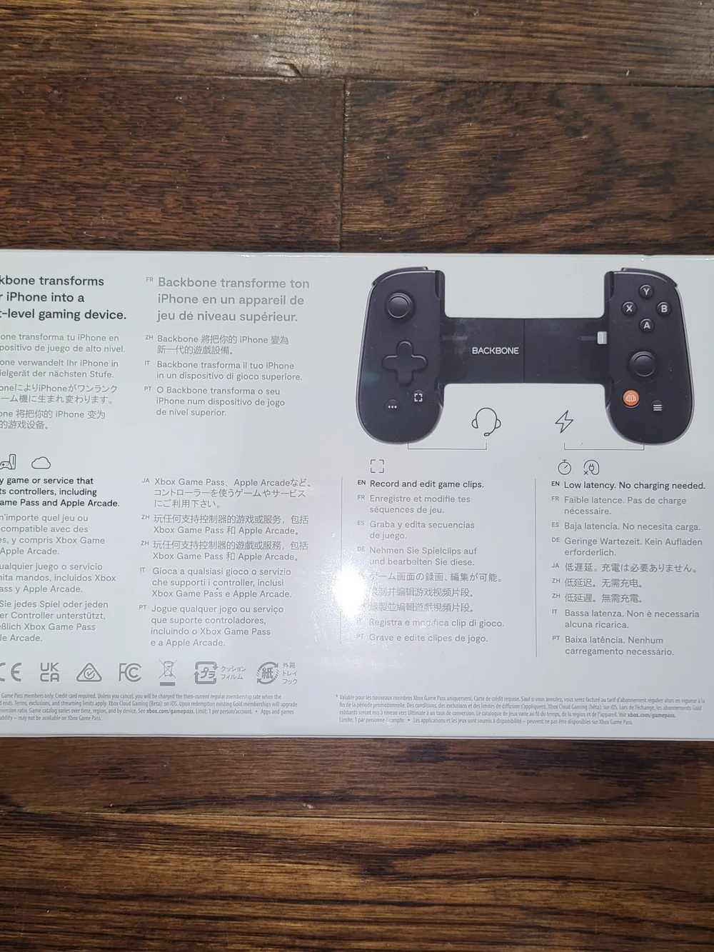 One Mobile Gaming Controller for iPhone - Black